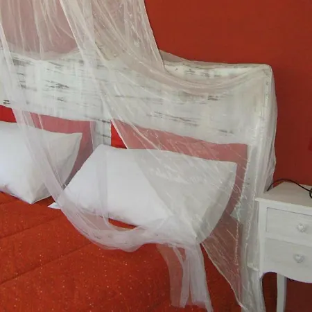 Bed and Breakfast Via Roma 3*