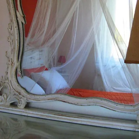 Via Roma Bed and Breakfast 3*