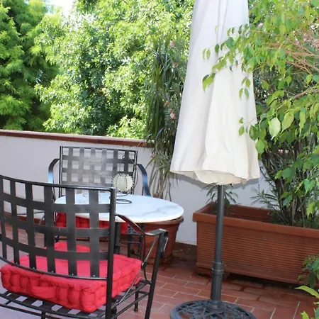 Bed and Breakfast Via Roma 3*