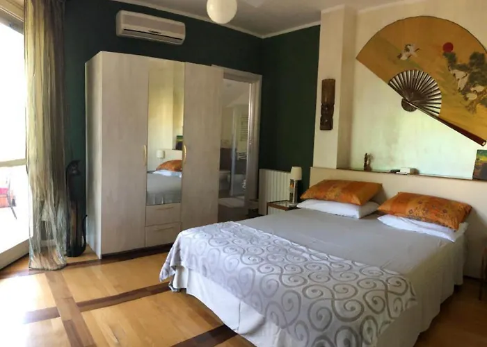Via Roma Bed & Breakfast 3*