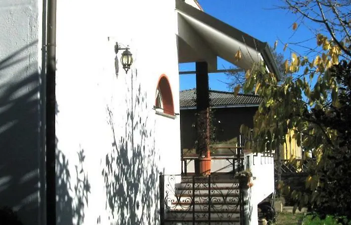 Via Roma ベッド・アンド・ブレックファスト 3*